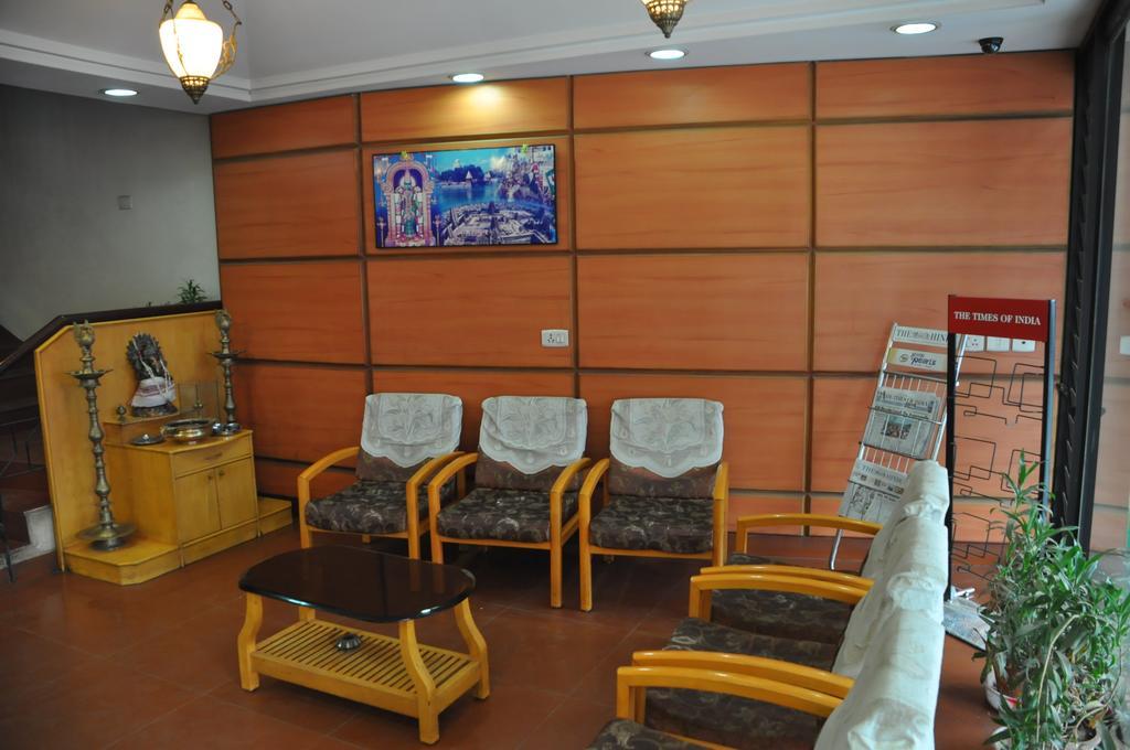 Hotel Pearls Madurai Pokoj fotografie