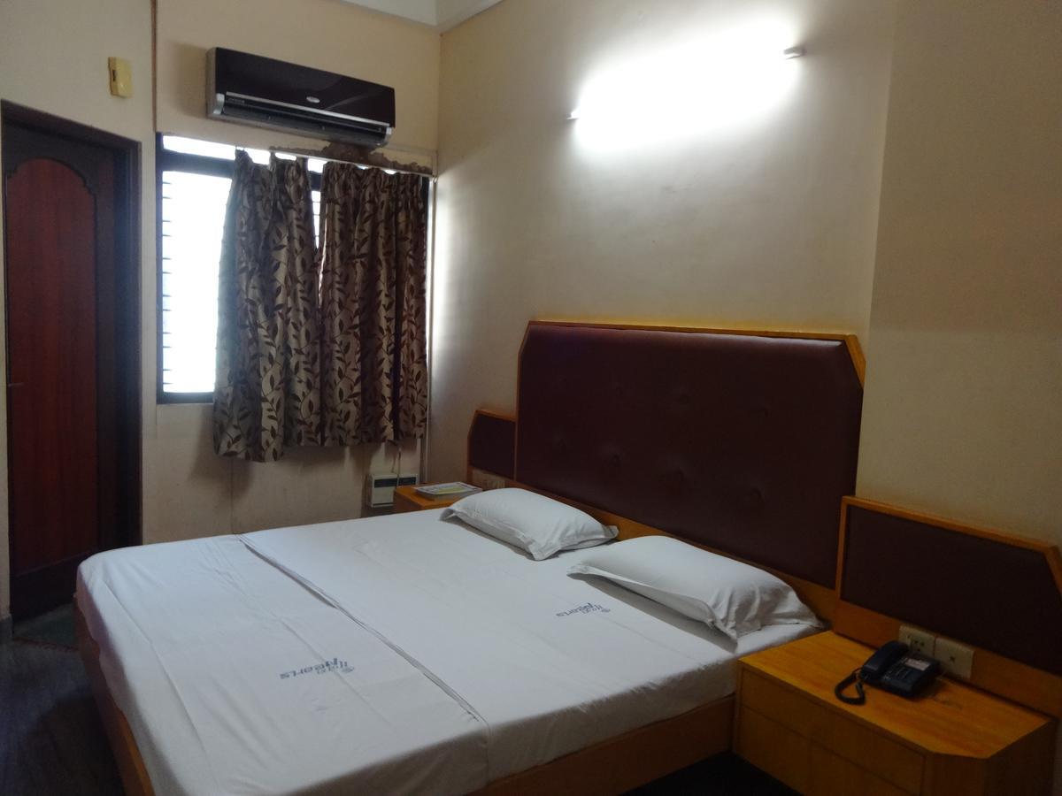 Hotel Pearls Madurai Exteriér fotografie